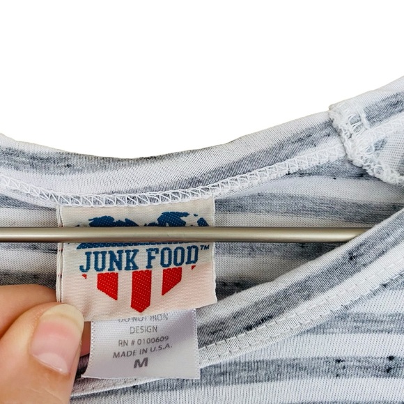 Junk Food Heather Gray Stripe Abstract Cross 3/4 Sleeve Cotton Modal Tee Medium - Picture 2 of 6